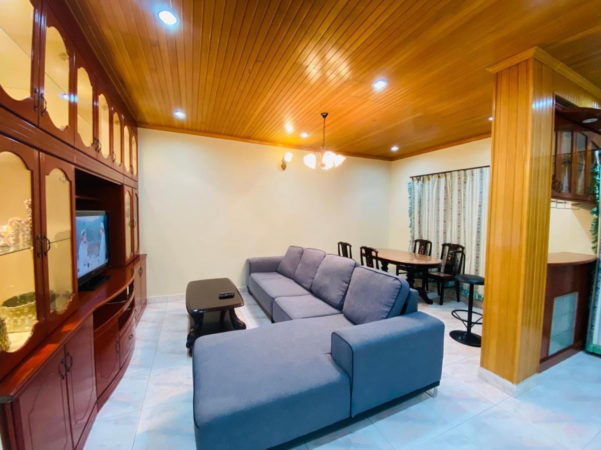 100 Oastel Coliving Tanah Rata Exterior foto